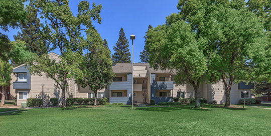 Redwood Square Apartments. Affordable Living in Sacramento, California